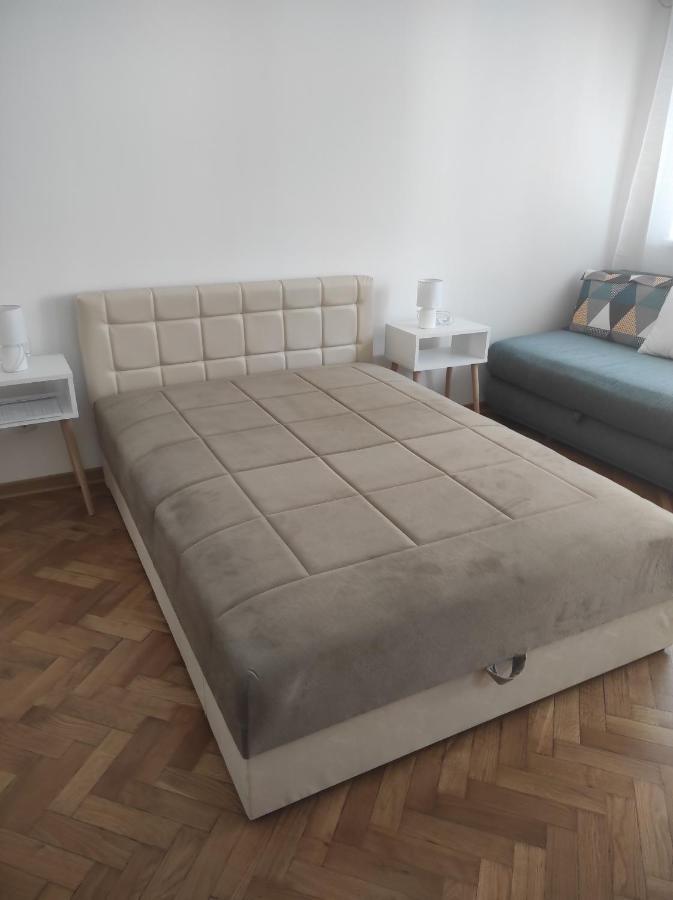 Apartman Nicolas Belgrad Dış mekan fotoğraf